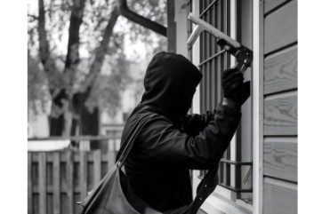 В Хакасии домушнику из Бейского района грозит до 6 лет за кражу