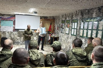 Артисты Хакасии подняли боевой дух военнослужащих СВО на Донбассе