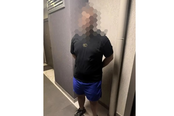 Житель Красноярска угнал и разбил патрульный автомобиль