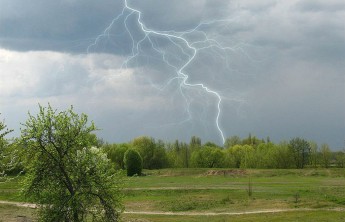 К жаре в Хакасии добавятся грозы и сильный ветер