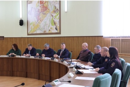 В столице Хакасии ликвидируют очаги аварийности на ключевых перекрестках