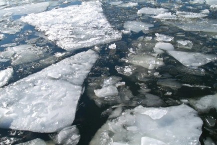 Остатки льда на водоемах Хакасии смертельно опасны
