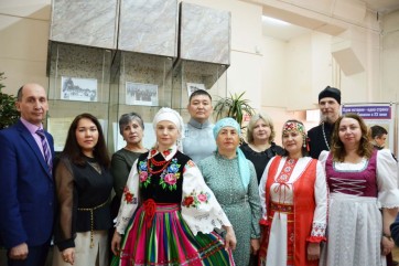 В Хакасии открылась выставка архивных документов к Году единства народов России