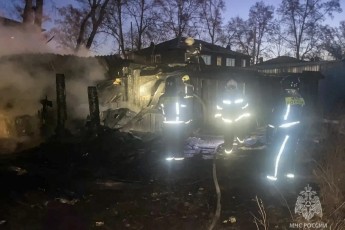 Неосторожное обращение с огнем привело к пожару в Абакане