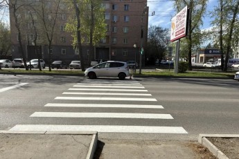 В Абакане автоледи на пешеходном переходе сбила девушку-подростка