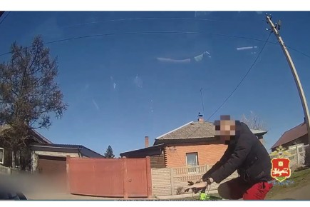 Полицейские Черногорска остановили велосипедиста с коноплей