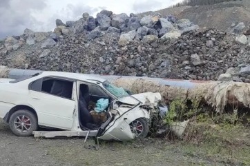Смертельное ДТП в Аскизском районе: водитель врезался в теплотрассу
