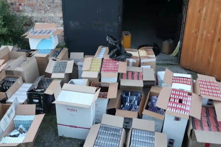 В Абакане изъяли свыше 18 тыс. немаркированных пачек сигарет и 700 л алкоголя