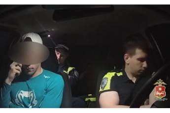Пьяный 17-летний мотоциклист задержан после попытки скрыться в Ширинском районе