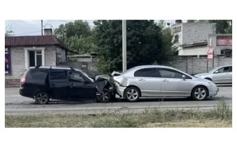 В ДТП на улице Мира в Черногорске пострадали три человека