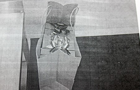 Забытые жительницей Абакана покупки переполошили покупателей торгового центра