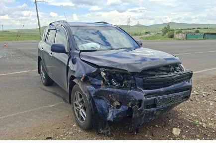 Авария на трассе в Ширинском районе: из‑за нарушения правил пострадали водитель и пассажирка Lada