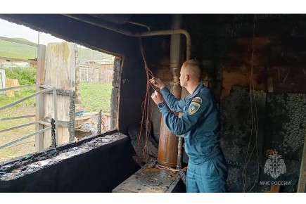 МЧС: причиной трагического пожара в Шира могло стать замыкание проводки
