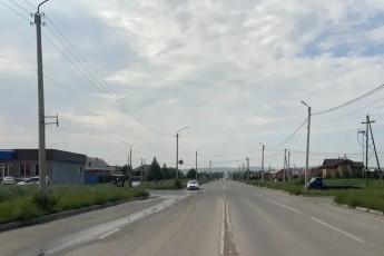 В Черногорске женщина‑водитель при повороте не уступила дорогу квадроциклу — пострадал мужчина