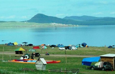 Владельцы баз отдыха на озерах Хакасии открывают сезон уже на этих выходных