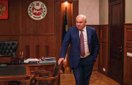 Глава Хакасии: "Хватит обсуждать проблему госдолга"