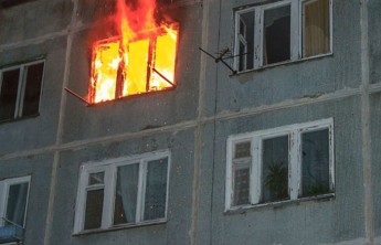 Один человек погиб в результате пожара в черногорском общежитии