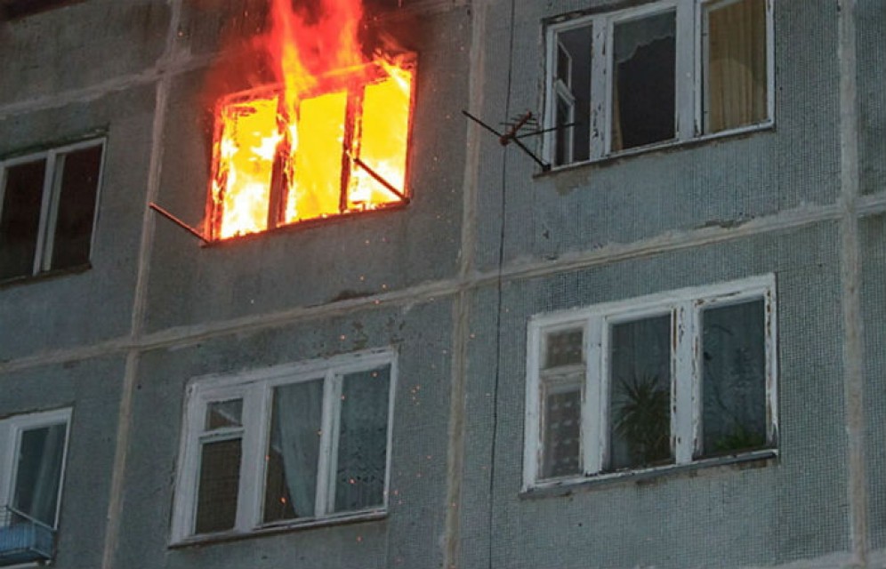 Один человек погиб в результате пожара в черногорском общежитии