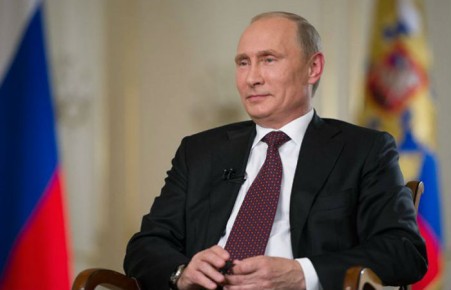 Путин ответил Стоуну на вопрос о желании быть царем