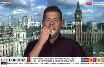 Британский политолог съел свою книгу из-за неверного прогноза итогов выборов