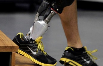 Через двадцать лет люди станут киборгами