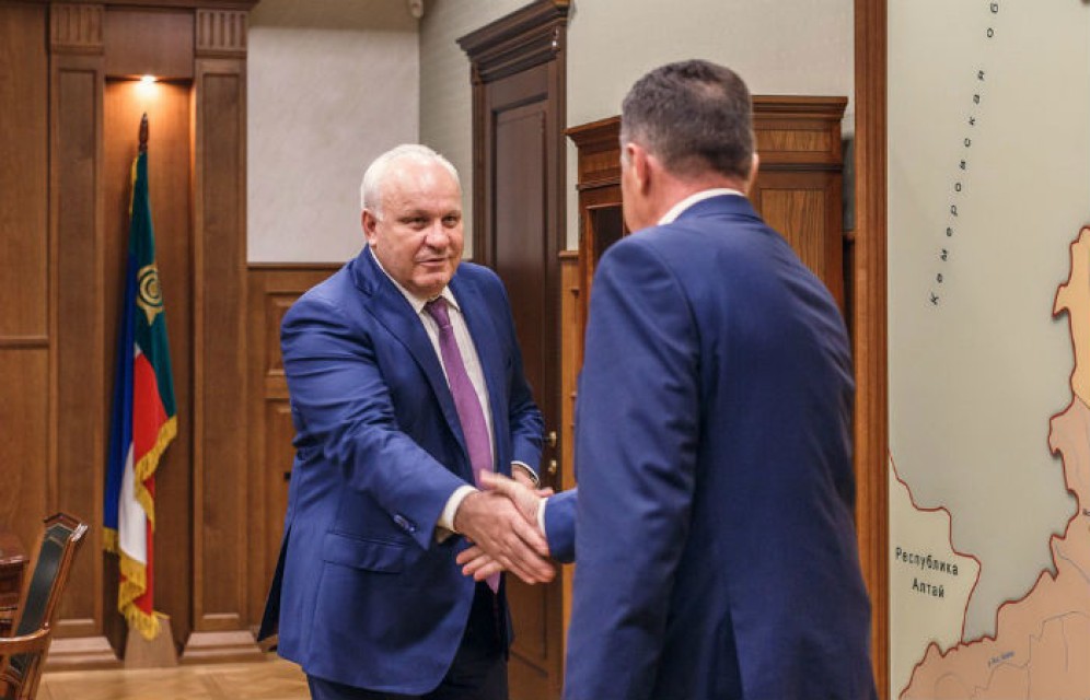 Глава Хакасии назначил двух министров, одного главврача и ответственного за молодежь