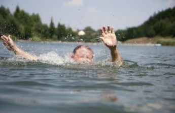 В Красном Абакане утонул нетрезвый мужчина