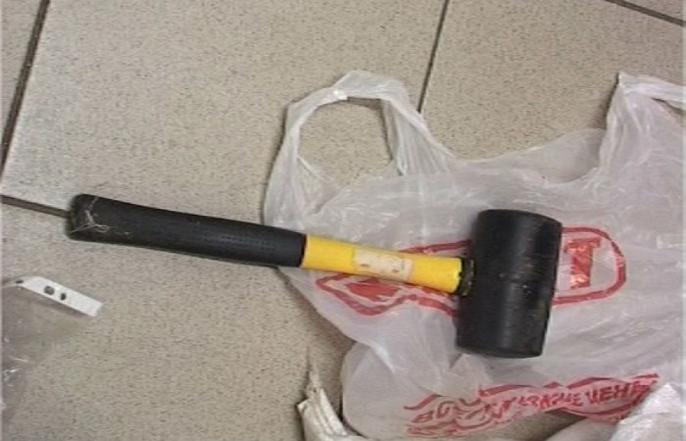 17-летний житель Хакасии пойдет под суд за то, что чуть не убил отца во время пьяной ссоры