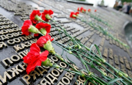 В городах и районах Хакасии почтили память погибших в Великой Отечественной войне