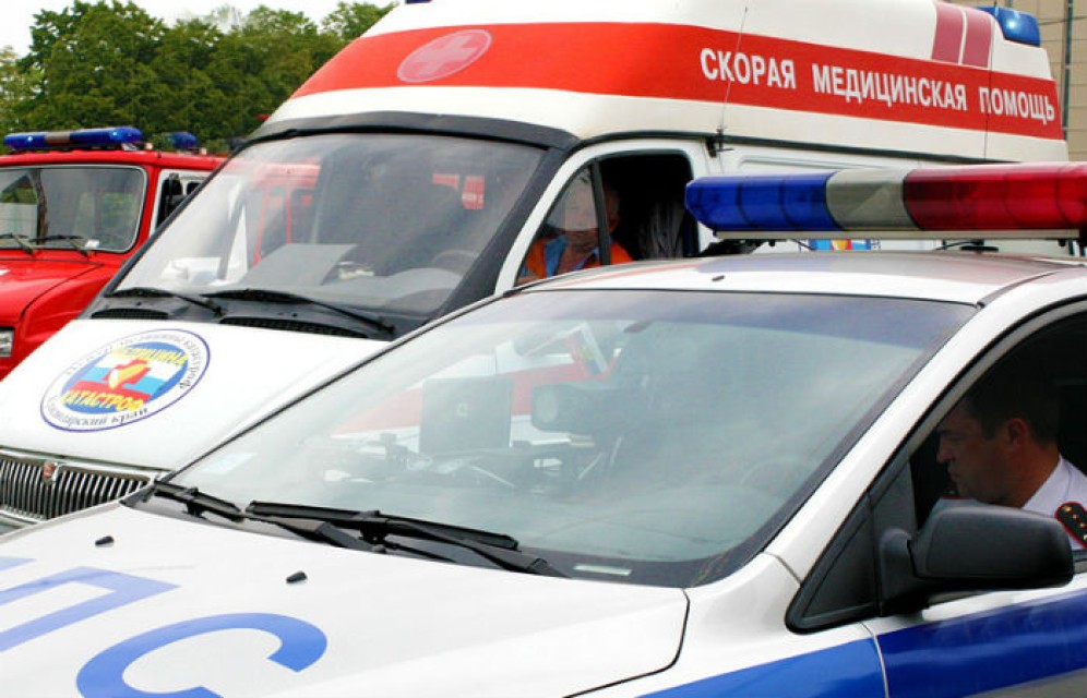 Пьяный житель Хакасии от скуки вызвал полицию и скорую 