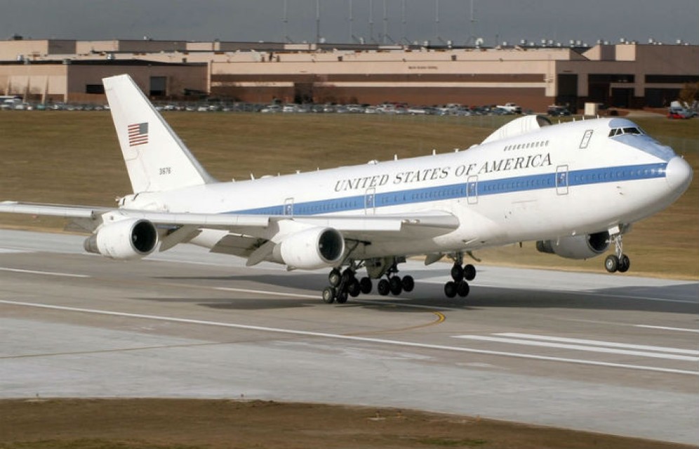 Два самолета "судного дня" повреждены в США из-за торнадо