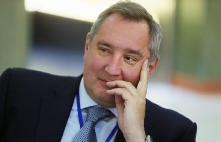 Рогозин посоветовал Сербии испугать Запад деревянными С-300