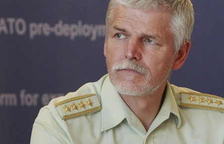 В НАТО выразили обеспокоенность растущей военной мощью России