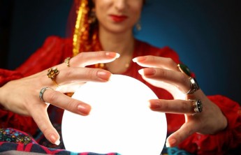 В Абакане пенсионерка отдала лжецелительнице 150 тыс. рублей