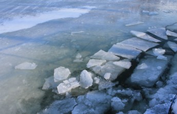 МЧС Хакасии: Выход на лед смертельно опасен