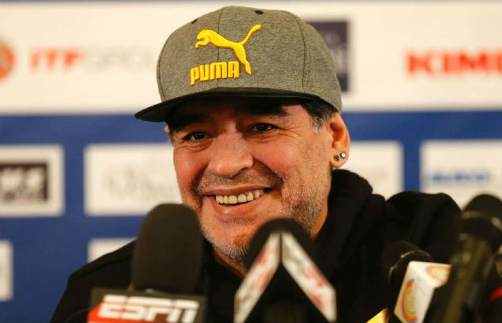 Марадона заявил о готовности возглавить сборную России по футболу