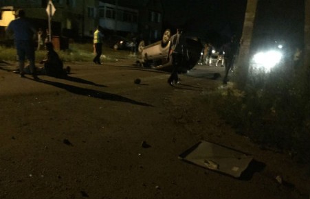 В Абакане «Nissan Qashqai» влетел в столб