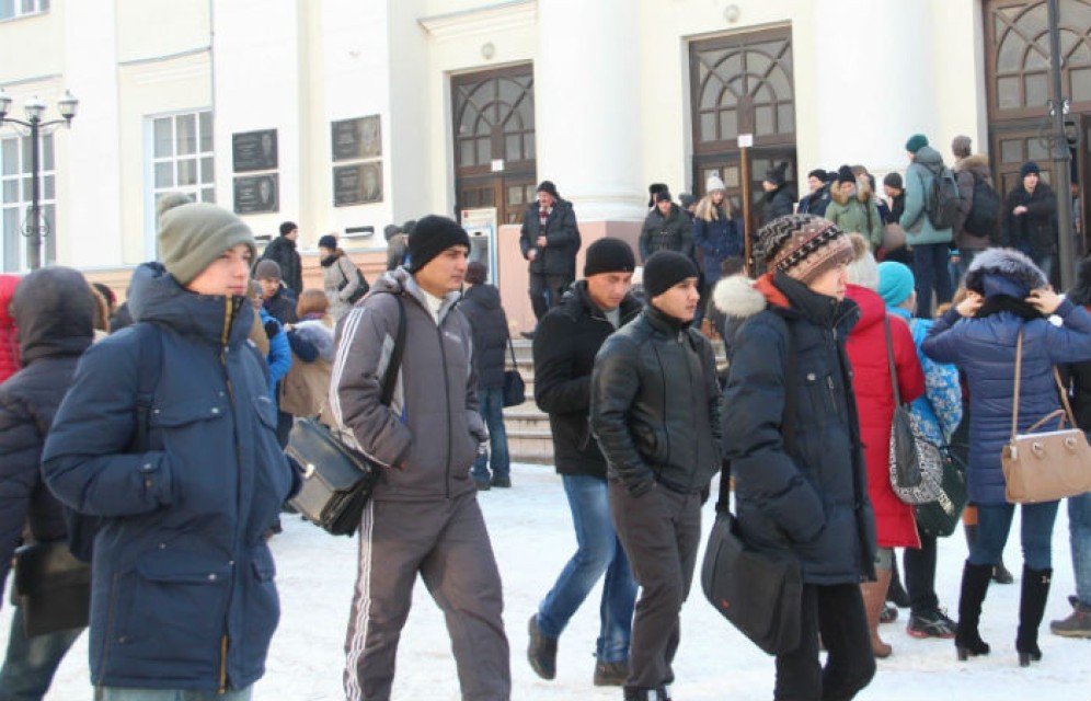 В общежитии студентов-медиков в Томске прошла эвакуация из-за угрозы взрыва