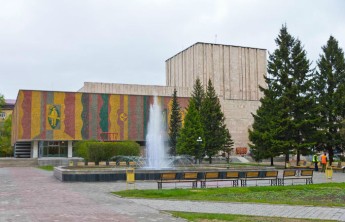 Хакасия ищет подрядчика для реконструкции драматического театра за 207 млн рублей