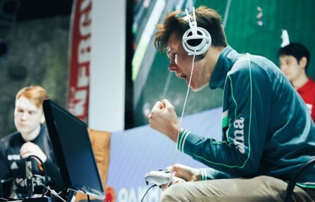 Киберфутбол признали официальным видом спорта