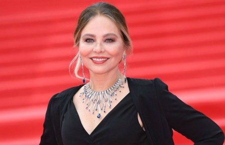 Орнелла Мути получила условный срок за прогул спектакля ради ужина с Путиным