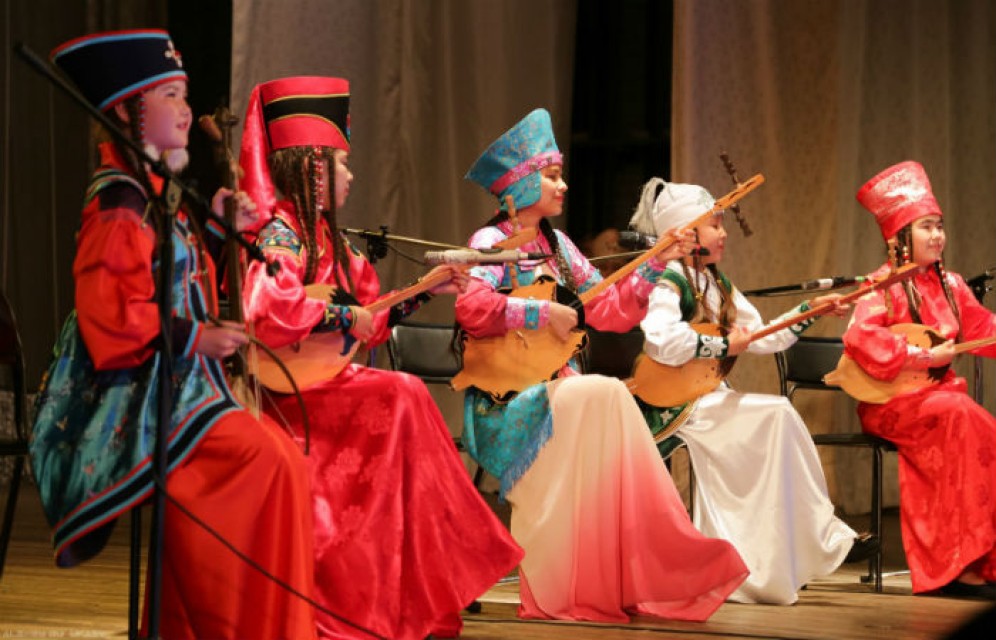 Ансамбль «Тигiр Хуры» из Хакасии завоевал премию «МИРа»