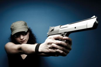 Россиянам с судимостью могут навсегда запретить владеть оружием