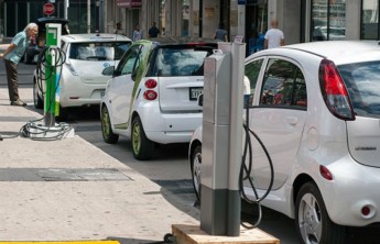 Утверждены изменения в правила дорожного движения