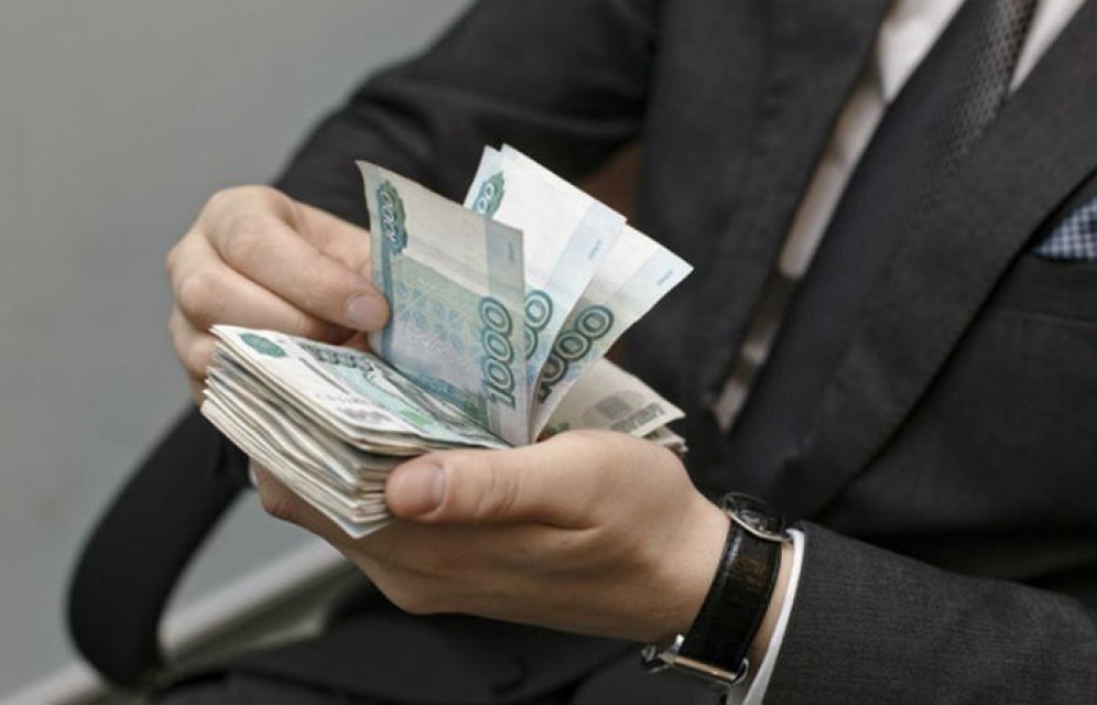 Красноярские депутаты отменят закон о повышении себе зарплат вдвое