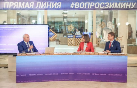 За 3,5 часа глава Хакасии ответил на несколько десятков вопросов