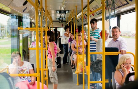 В Абакане следственный комитет проверит перевозчика после травмы 7-летней пассажирки
