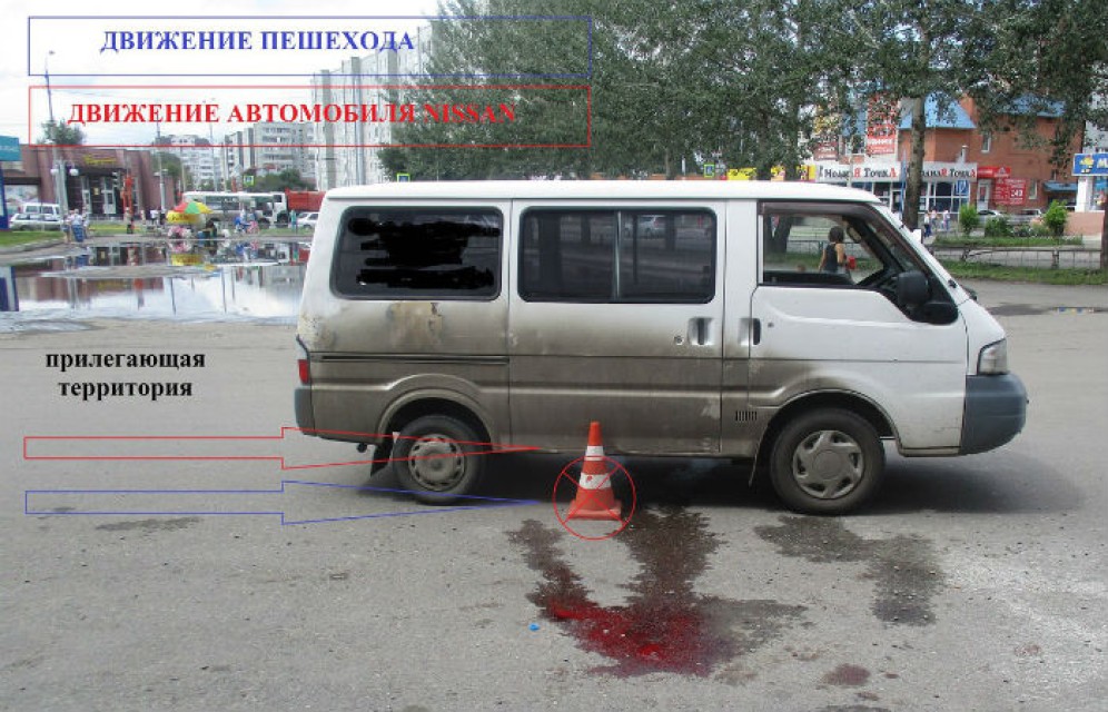 В Абакане микроавтобус насмерть сбил женщину