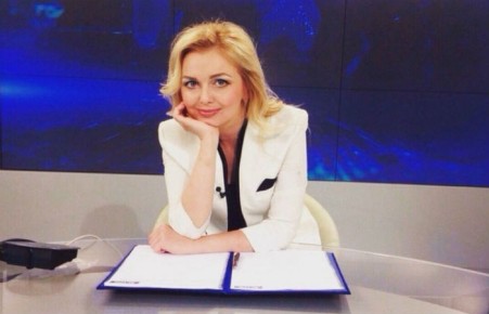 В автомобильной аварии пострадала известная ведущая ГТРК Хакасия Ольга Могучая