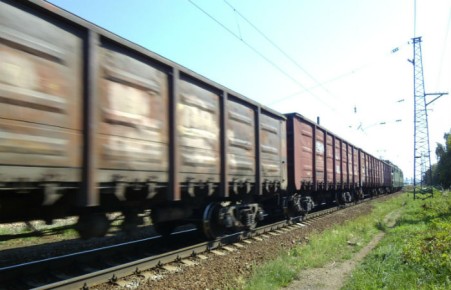 В Аскизском районе подростки катались на подножках вагона грузового поезда